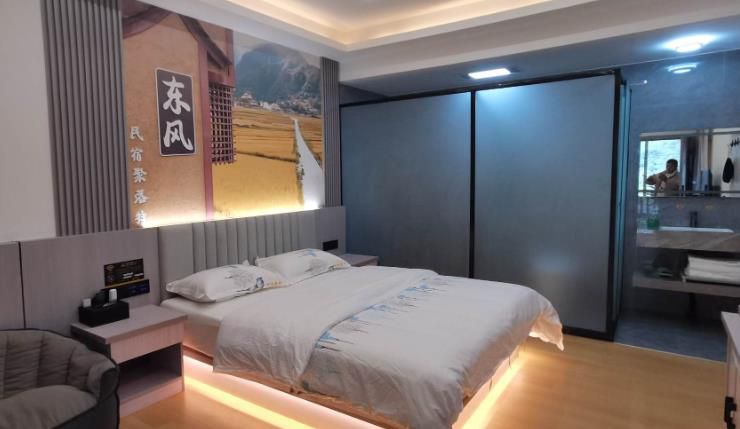 贡山阿白客栈-