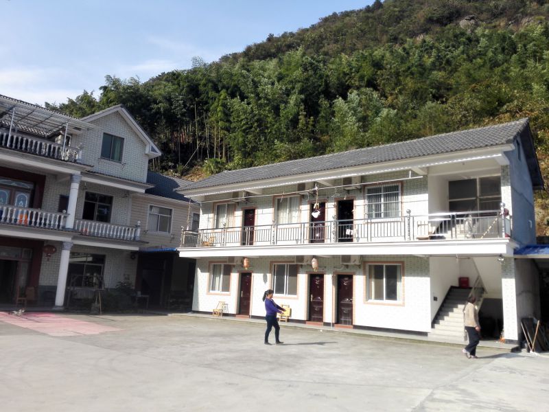 临安西天目林中阁农庄-