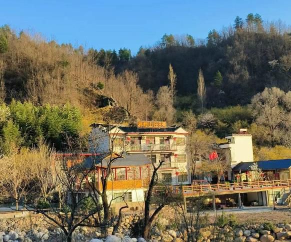西峡界岭山庄9号()