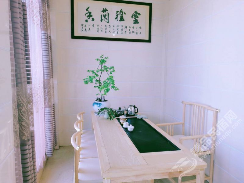 抚仙湖怡云晨海民宿