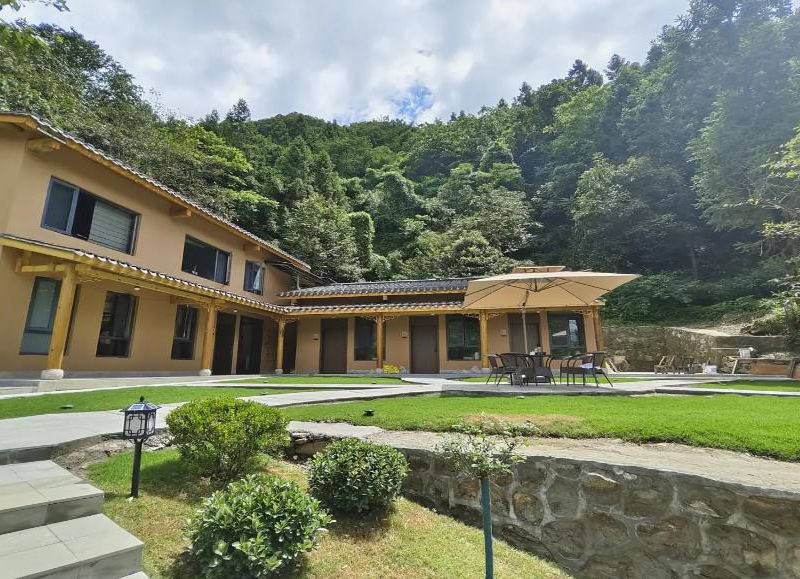 十堰武当山陌野山居民宿()