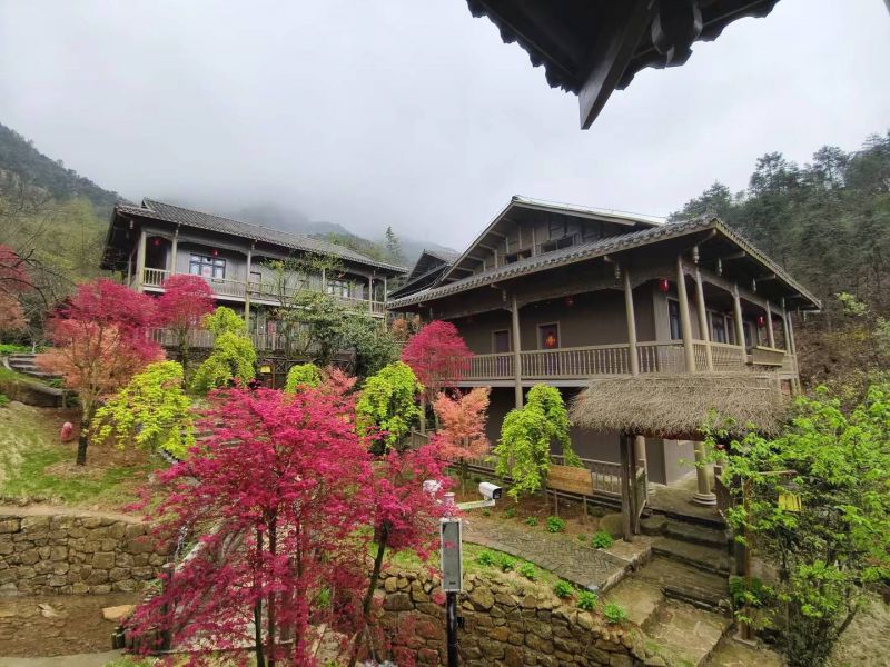 云冰山荆竹民宿()