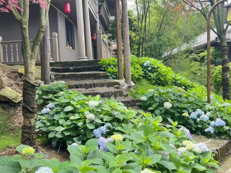 云冰山湘江源客栈()