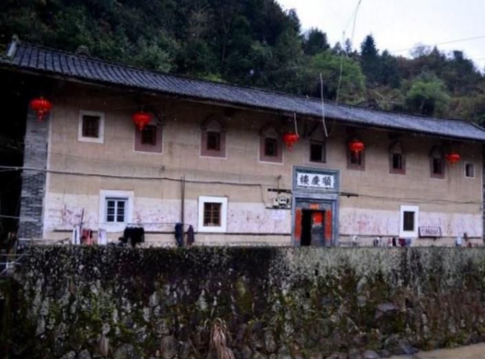 南靖土楼塔下水岸客栈-